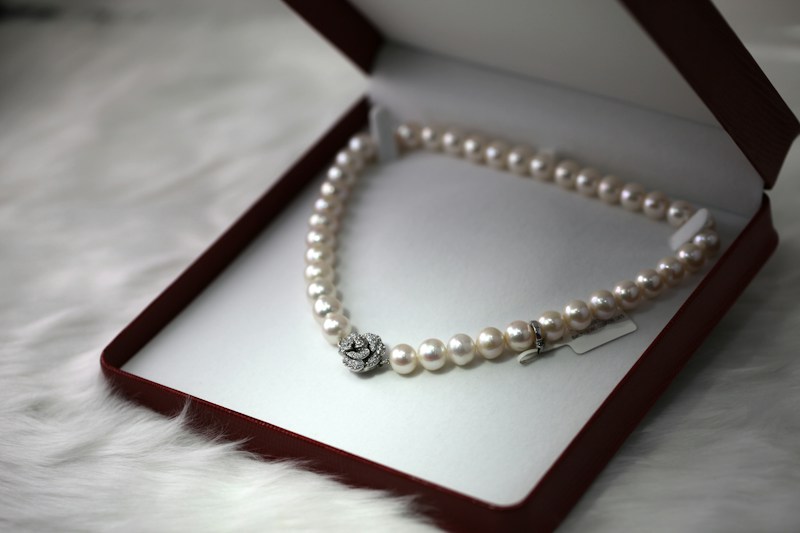 Classic Gold Pendant Necklace - 18K gold-plated pendant on delicate chain